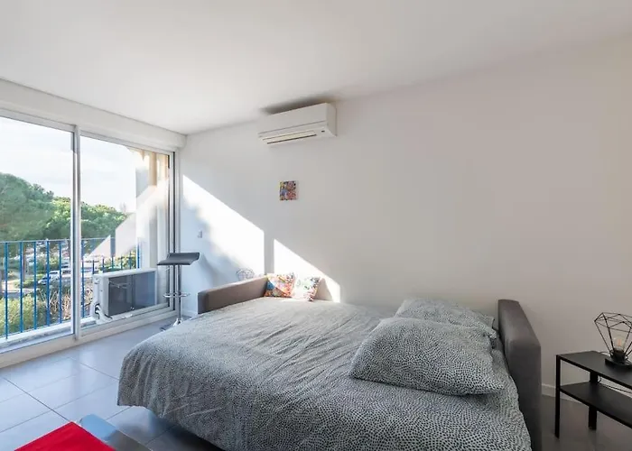 شقة Sous Le Soleil * Parking Prive * Climatisation * Motte لا غراند موت